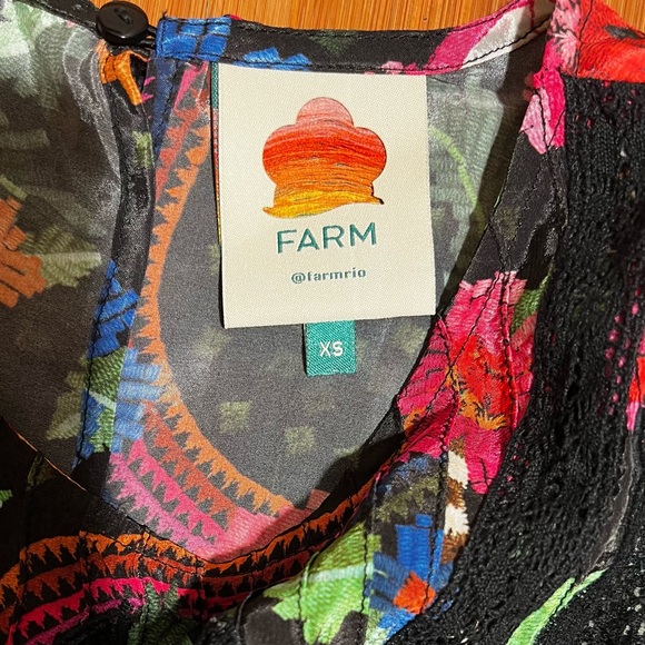 FARM Rio Multicolor Floral Blouse - Picture 7 of 16